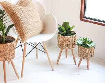 Bamboo Seagrass Hyacinth Plant Stand