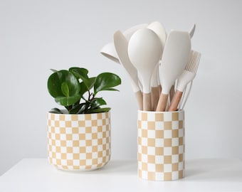 Checkered Kitchen Utensil Crock and Ceramic Utensil Holder in White and Beige