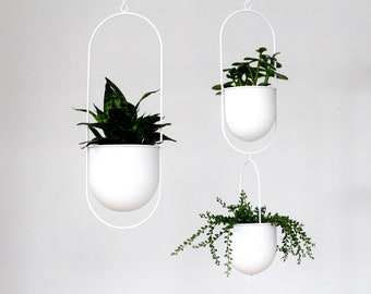 Tiered Hanging Minimalist Matte White Metal Oval Hanging Planter