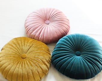 Vintage Boho Round Pintuck Decorative Cushion Circle Pillow