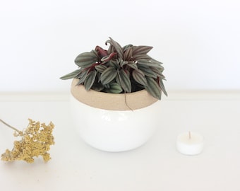 Small Glossy White Crackle Glaze Natural Ceramic Planter Pot