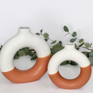 Two-tone Speckled Donut Circle Bud Vase CLEARANCE SALE