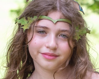 Handmade Leather Leaf Crown – Woodland Fae Headpiece, Green Fantasy Cosplay Accessory, Renaissance Faire, Forest Elf Circlet