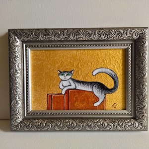 Chat gris assis sur la porte, peinture originale, illustration de chat drôle, art déco original, cadeau WallArt, chat mignon