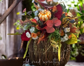 Fall Grapevine Pumpkin Tabletop Centerpiece