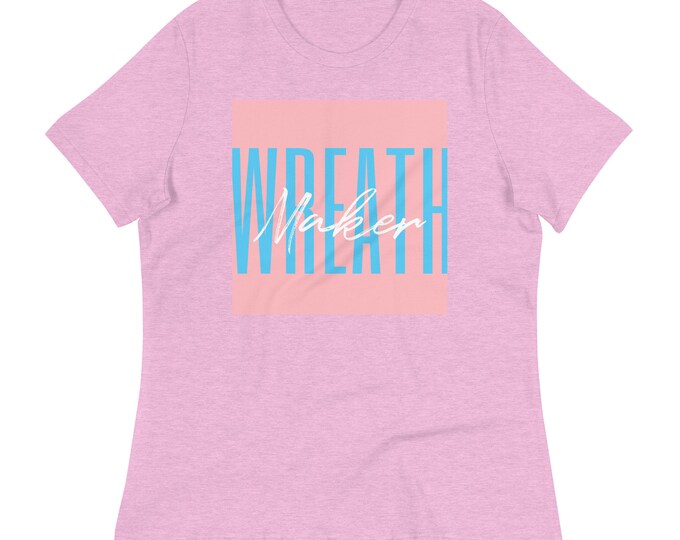 Bold Wreath Maker Women's Relaxed T-Shirt