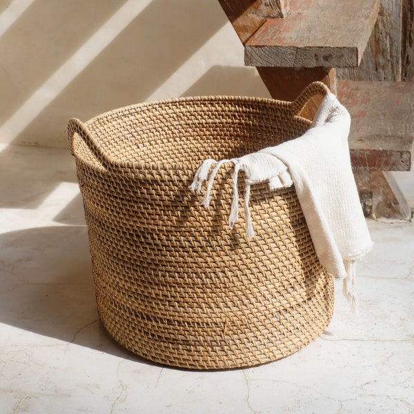 Laundry Storage Basket / Woven Rattan Basket / Toy storage basket / living room organiser / Basket with handles / Bathroom laundry basket