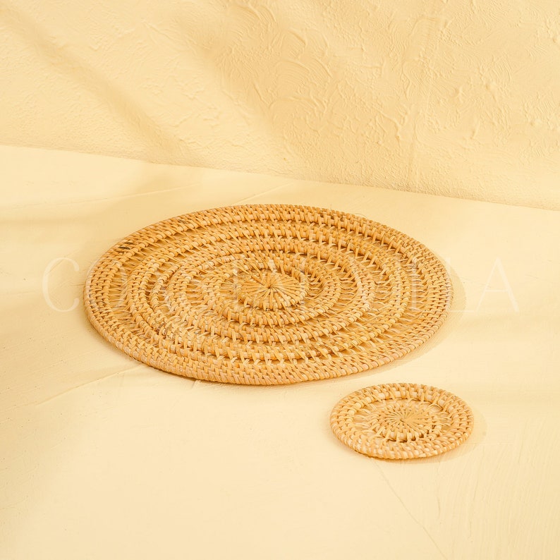Shell Spiral Placemat/ Rattan Placemat / Wicker Placemat. Etsy UK