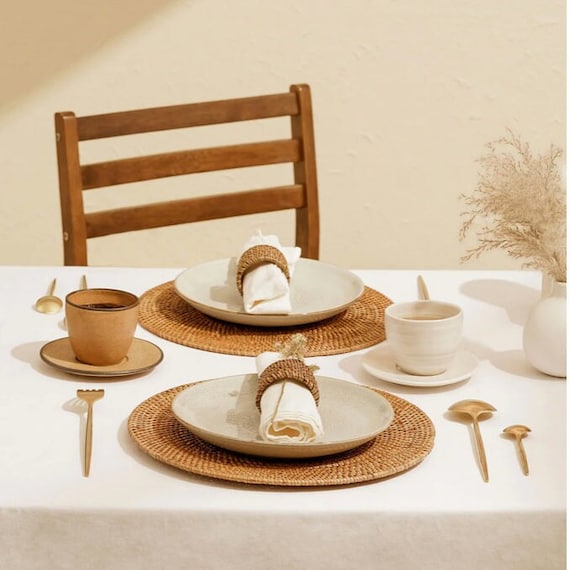 Round Woven Placemats With Napkin Rings Set Of 4 Large Non-Slip Handmade Rattan Mat For Dining Table Water Hyacinth Table Mats