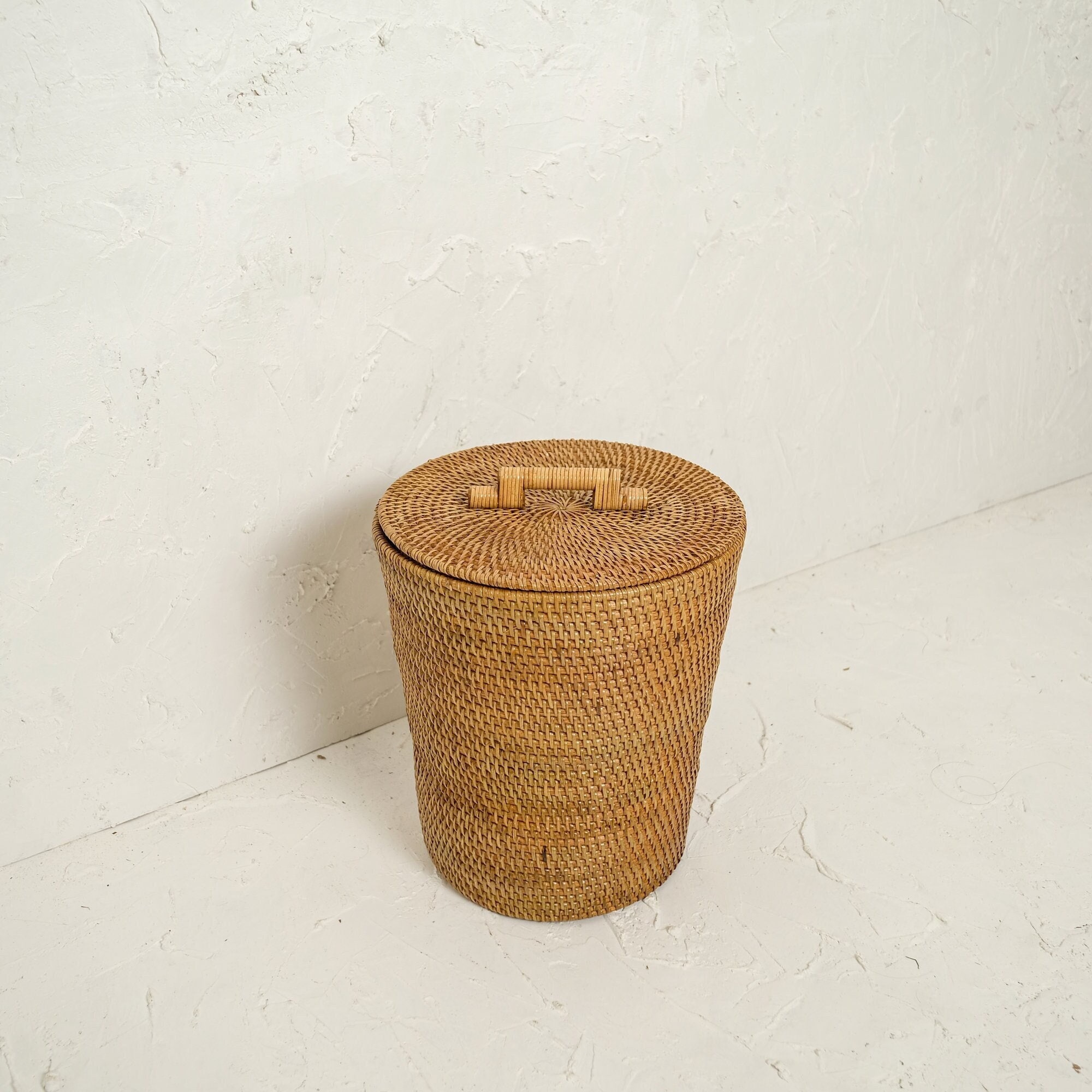 Waste Paper bin / Rattan Dustbin / Wicker Waste Paper bin / Woven Paper Basket Brown. Gift for him/her