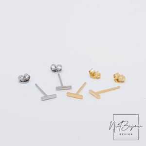 Kleine bar Stud oorbellen, kleine stud oorbellen, minimalistische oorbellen, sierlijke oorbellen, gouden oorbellen, Tiny Line oorbellen, Gold Bar oorbellen