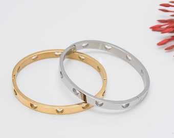 Stainless Steel Heart Bracelet | Gold & Silver | Unisex Love Bangle | Minimalist Gift