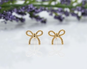 Sterlingzilveren strikoorbellen | Sierlijke gouden lintstekers | Minimalistische alledaagse sieraden