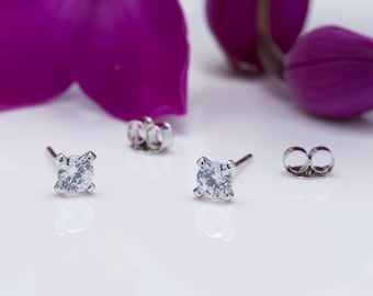 925 Sterling Silver CZ Stud Earrings | Round Diamond Look Studs | Minimalist Everyday Gift