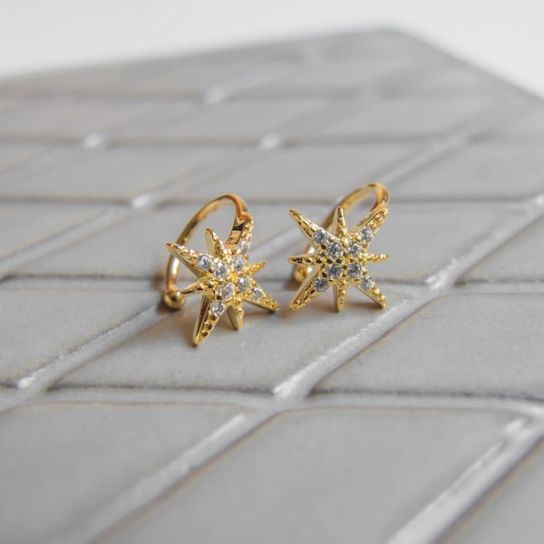 Cz Starburst ear cuff, Gold Starburst conch cuff, Ear cuff non pierced, Fake helix piercing, Mini Ear cuffs, Cartilage wrap earrings