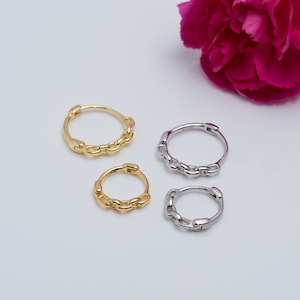 Dainty Chain Huggie Hoop Earrings, Gold Chain Link Hoop Earrings, Tiny Sterling Silver Chain Shape Hoop Earrings, Cuban Chain Hoop Earrings