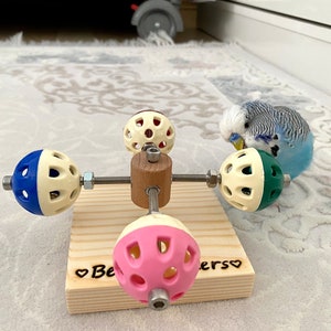 Personalized Rotating Balls Toy for Birds with bell, budgie toy, parakeet toy, parrot toy, conure toy, perch, bird play, wooden toy