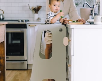 2-in-1 Sage Learning Tower with Artist Easel | Paul |Montessori tower|Observation tower|Children’s step stool|Learning tower