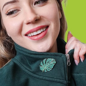 Glittering Monstera Leaf Enamel Pin – Tropical Plant Lover's Accessory
