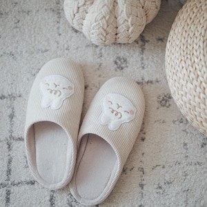 Miso Bunny Cozy House Slippers