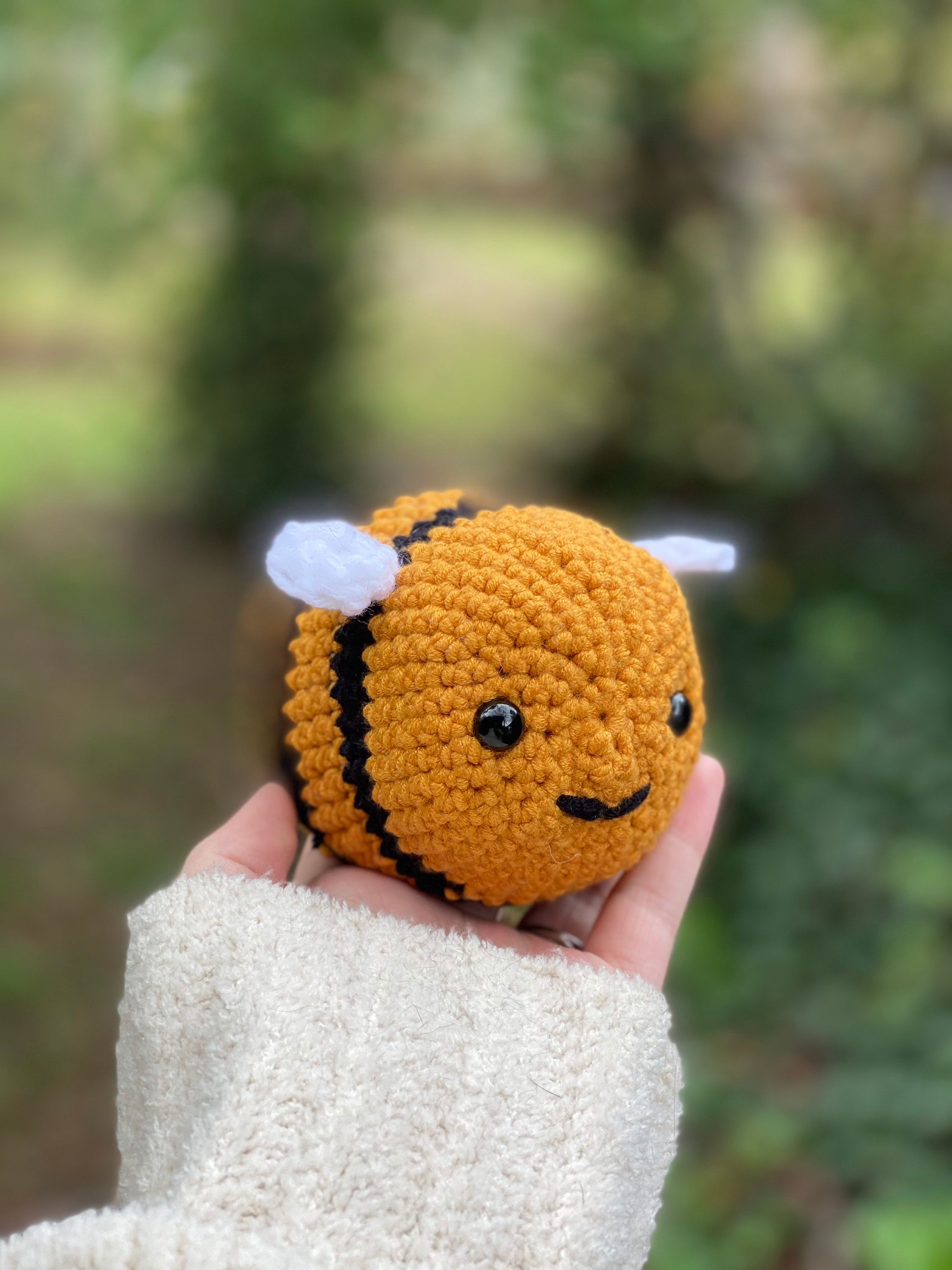crochet bee amigurumi bee made to order Crochet Bee
Crochet bee amigurumi bee made to order