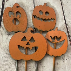 1 - Jack O&#39;Lantern Stakes - Reclaimed metal