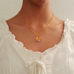 Ästhetische Smiley Gesicht Regenbogen Blume vergoldet Halskette verstellbar