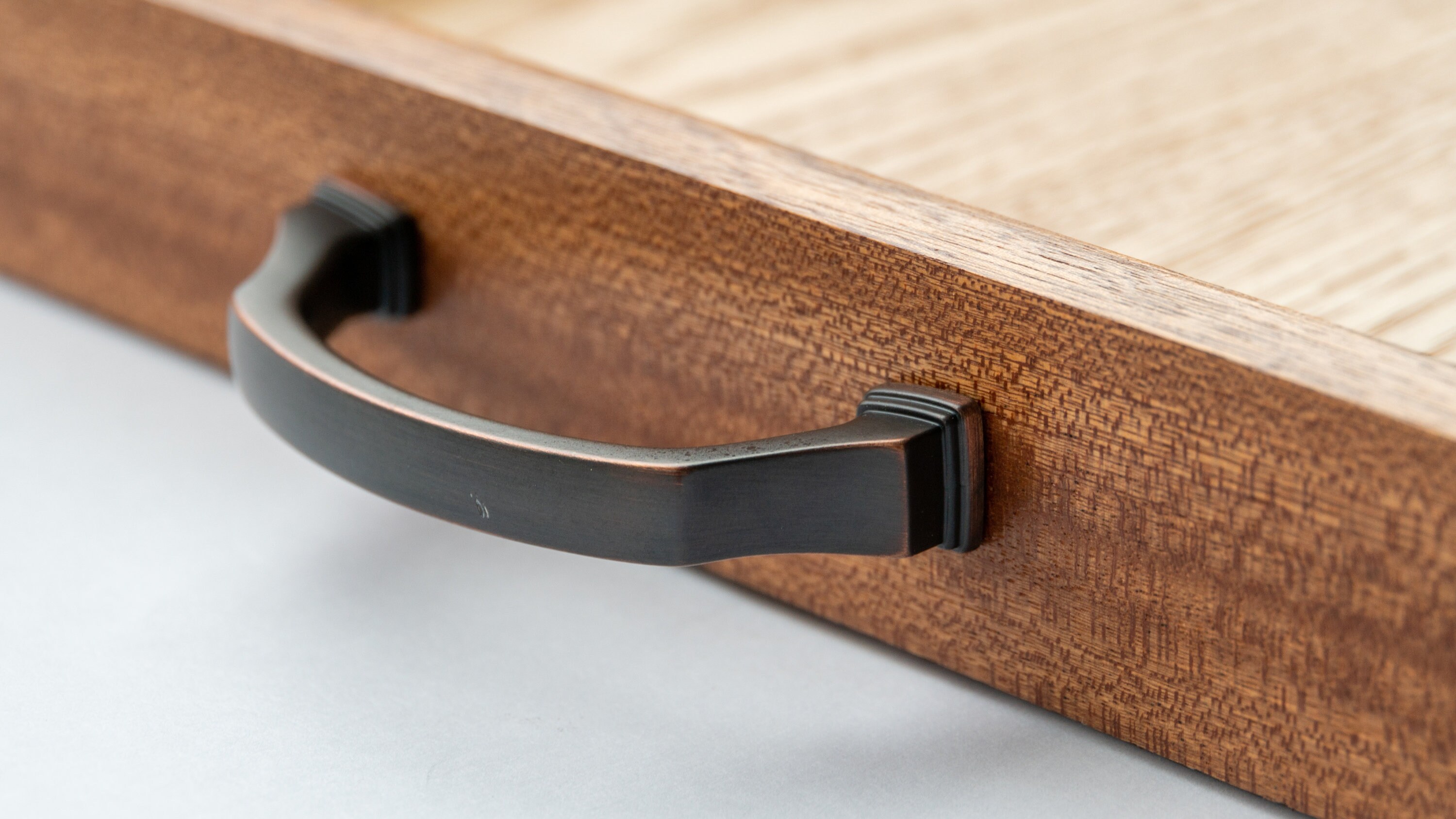 高級サービングトレイ | レザー、マホガニー、オーク | フルグレイン