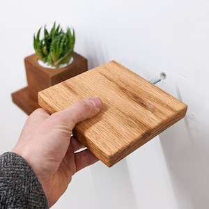 Small Square Display Shelf in Oak | Trinkets, Plants, Keys, Candles, Wall Décor
