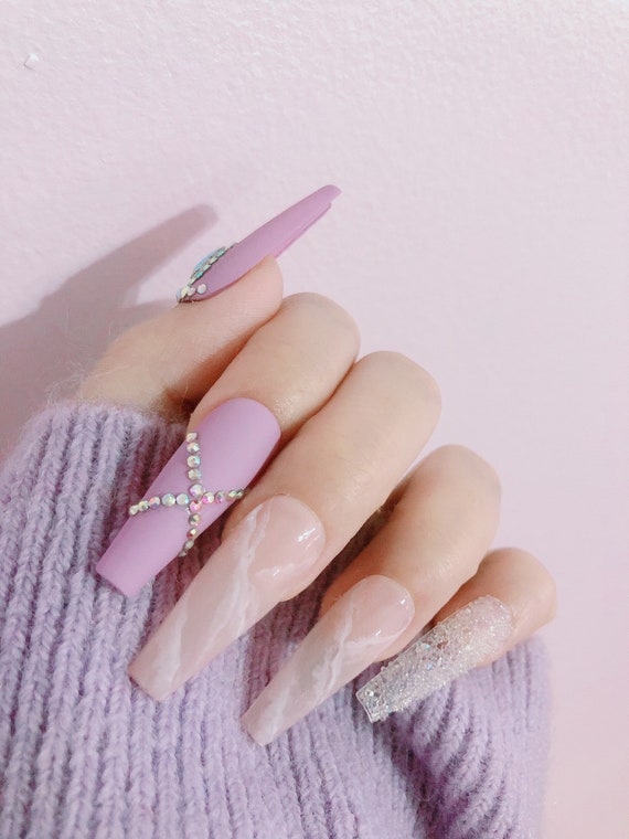 rhinestones design on nails
