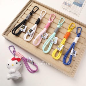Colorful Paracord Keychain | Practical Bag Charm & Key Holder | Handcrafted Rope Hanger｜Colorful Rope Holder | Handmade Rope Accessory