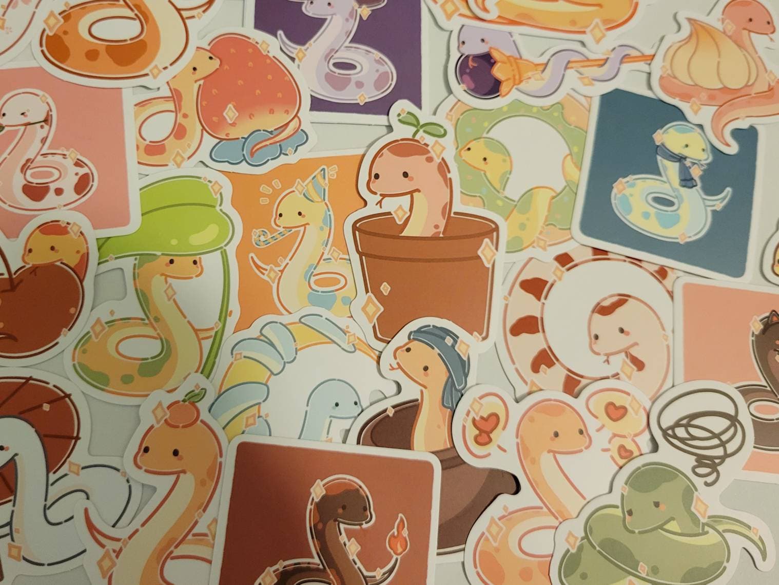 Aesthetic Cute Snake Random Pack, Water Bottles Stickers Variety Pack ...