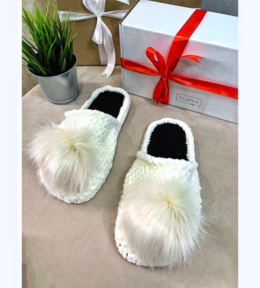 fluffy bridesmaid slippers