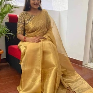 Gold tissue silk saree for women, Designer golden tissue saree with broad border, Rich Golden Tissue Silk Saree for Wedding and Partywear