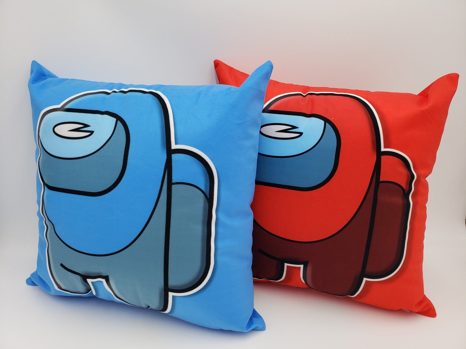 Among Us Decorative Pillow Case Red