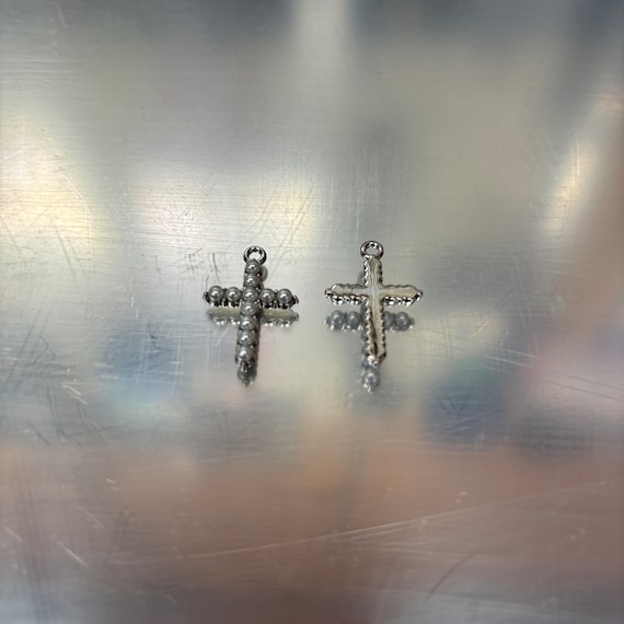 10 Croci In Argento Per Bomboniere E Decorazioni Tavolo - Per Comunione, Cresima, Battesimo - 2