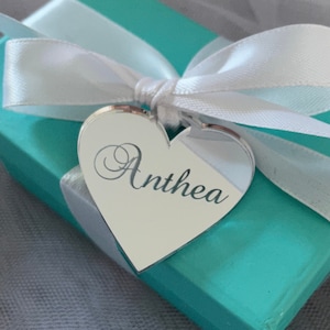 10 etichette adesive personalizzate con cuore in acrilico per bomboniere