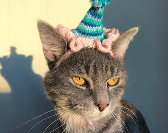 Knitted Cat Birthday Celebration Hat