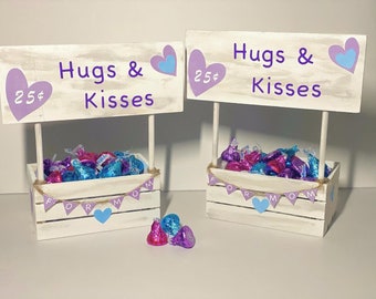 Mother’s Day: Kissing Booth (Hugs & Kisses For Mom)