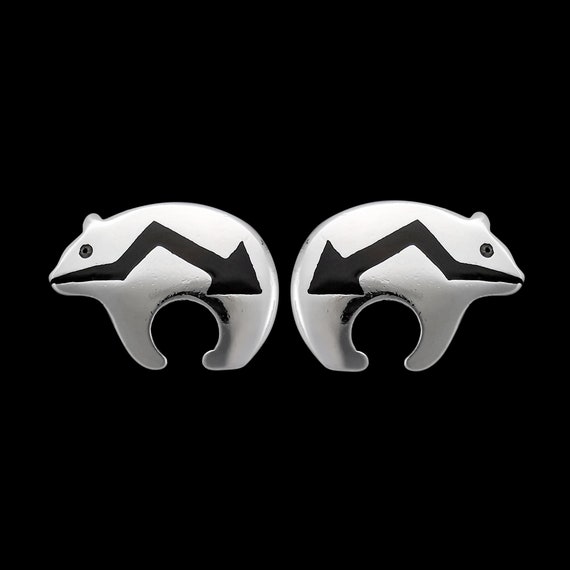 ピアス Numbering Mini Navajo Bear Stud Earrings #7264 5BSA103 Sterling Silver Bear Earrings • Navajo Inspired Design
