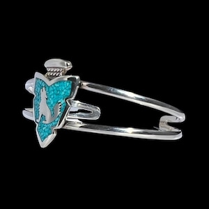 Howling Wolf Turquiose Arrowhead Bracelet