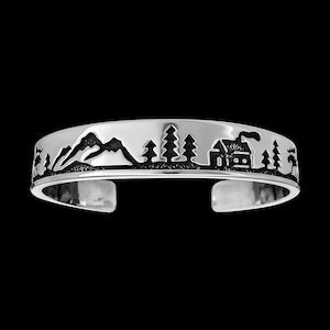 Sterling Silber Mountain Man Manschettenarmband mit Elch und Berghütten