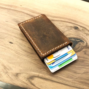 Portefeuille cadeau de Noël personnalisé, portefeuille fin en cuir, portefeuille en cuir minimaliste, portefeuille en cuir, portefeuille unisexe, portefeuille pop-up pour cartes de crédit