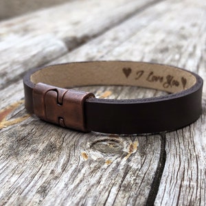 Pulsera de mensaje de bronce para regalo de novio para él Regalo de aniversario para hombres Pulsera de cuero personalizada Mensaje secreto Regalo personalizado personalizado