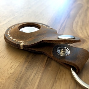 Personalisierte AirTag Hülle Leder Airtag Schlüsselanhänger Echtleder Apple Airtag Schlüsselanhänger Braun Airtag Halter Airtag Hülle Kupfer-Hardware
