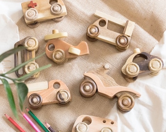 Giocattoli in legno per bambini, set di veicoli giocattolo in legno, decorazioni per la cameretta dei bambini, regali di compleanno per bambini di 2 anni.