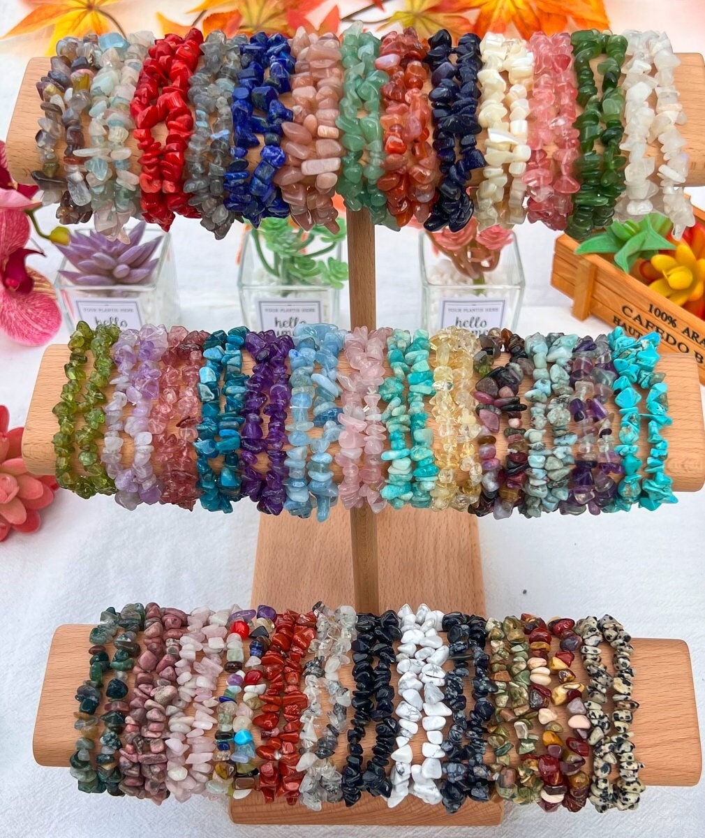 Natural Gemstone Bracelets Healing Crystal Chips Beaded Bracelet , Crystals Bracelet Stretch Bracelets Anklet Fashion Jewelry to Women Gifts