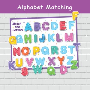 Activité d'association de lettres d'alphabet, page de livre occupée, cartable d'apprentissage, ressource pour l'école à la maison, livre ABC tranquille, maternelle préscolaire.