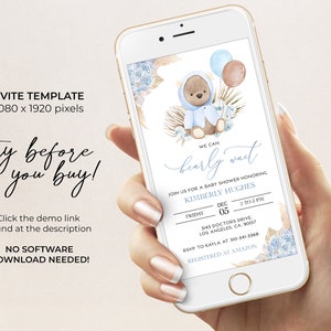 Pu&ograve; includere: Un modello di invito Evite blu e marrone per un baby shower. L'invito presenta un orso dei cartoni animati che indossa un maglione con cappuccio blu e tiene un palloncino blu e marrone. Il testo dell'invito recita "We can barely wait" e include la data, l'ora e il luogo del baby shower. L'invito include anche il testo "Registered at Amazon".