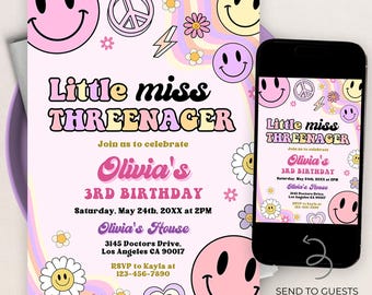 Puede incluir: Una invitación de cumpleaños con un tema retro. La invitación presenta el texto "Little miss THREENAGER" en una fuente colorida, junto con los detalles del 3er cumpleaños de Olivia. El diseño incluye caras sonrientes, símbolos de paz y flores.